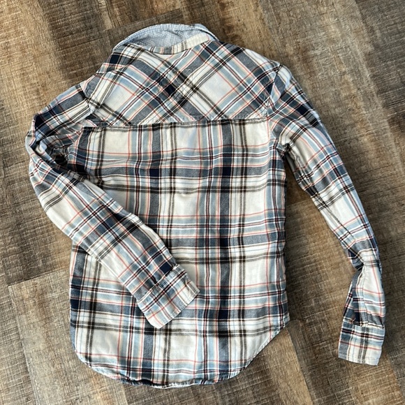 Abercrombie and Fitch flannel - Picture 3 of 4